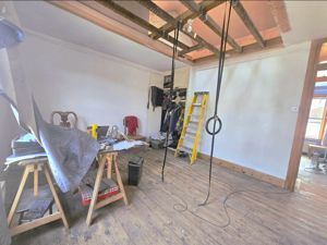 Photo 9- click for photo gallery